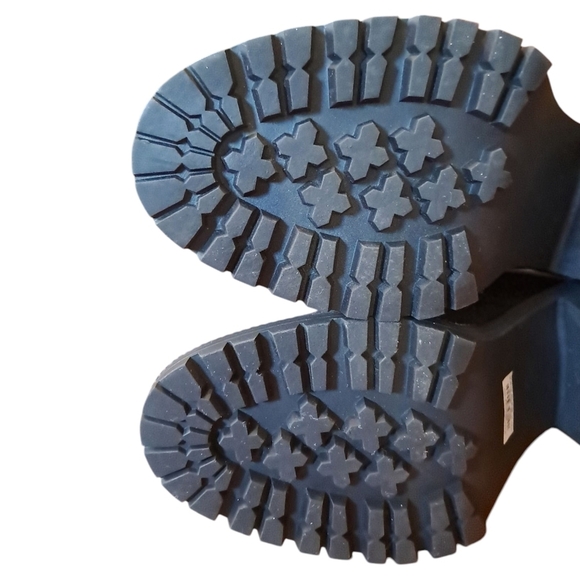 Torrid Black Hiker Boot Lug Sole Sweater Trim Size 11WW - Picture 9 of 16